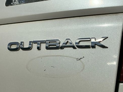 Used 2006 Subaru Outback 3.0R L.L. Bean image 17