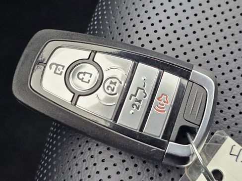 Used 2024 Ford F350 Lariat w/ Sport Appearance Package image 40