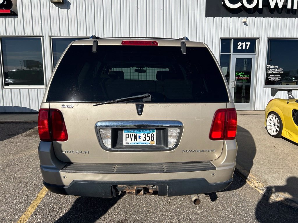 Used 2006 Lincoln Navigator 4WD image 4