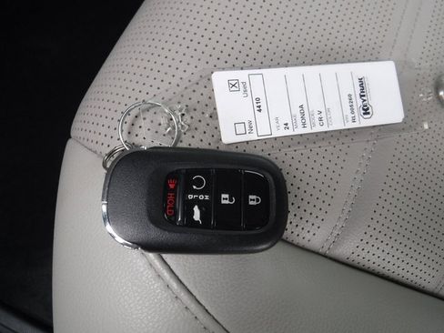 Used 2024 Honda CR-V EX-L image 37