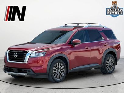 Used 2023 Nissan Pathfinder SL w/ SL Premium Package