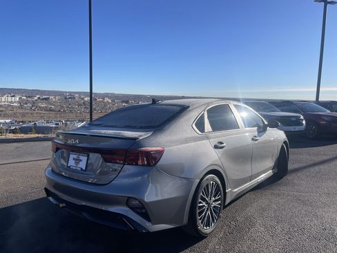 Used 2023 Kia Forte GT-Line w/ GT-Line Premium Package image 7