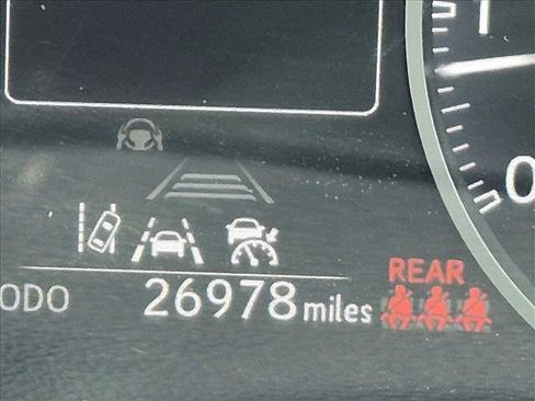 Used 2023 Lexus NX 250 FWD w/ Towing Package (2000 Lbs) image 5