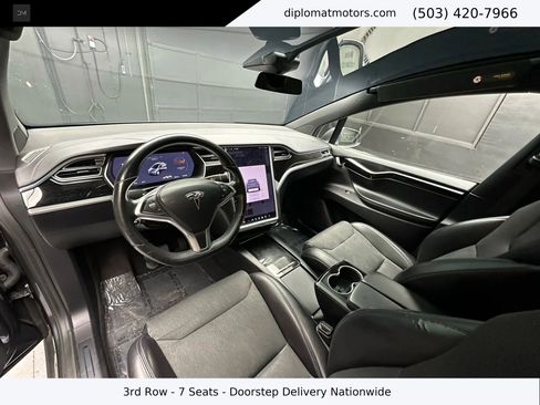 Used 2018 Tesla Model X 100D image 17