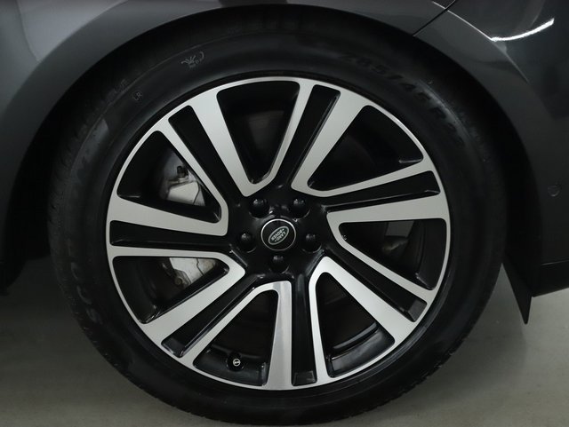 Certified 2023 Land Rover Range Rover SE AWD/4WD image 42