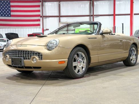Used 2005 Ford Thunderbird RWD image 1