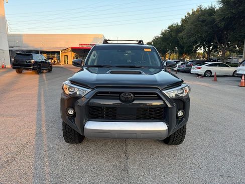 Used 2024 Toyota 4Runner TRD Off-Road Premium w/ Moonroof Package AWD/4WD image 4