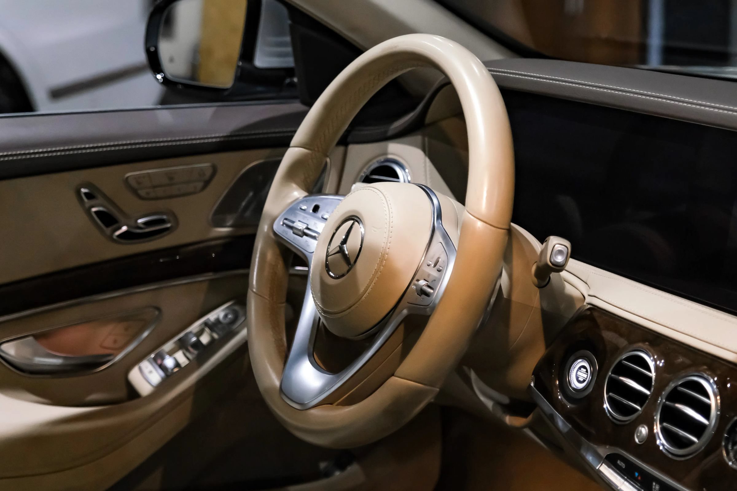 Used 2019 Mercedes-Benz S 450 Sedan image 13
