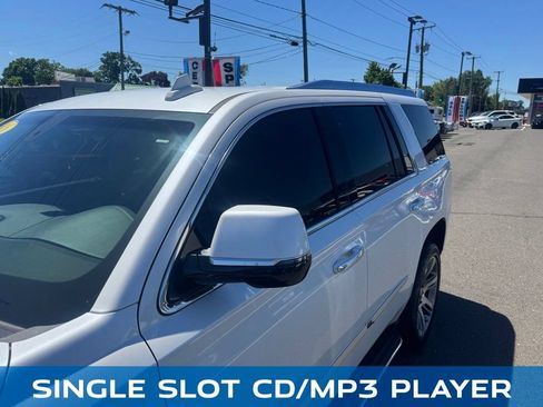 Used 2016 Cadillac Escalade 4WD image 9