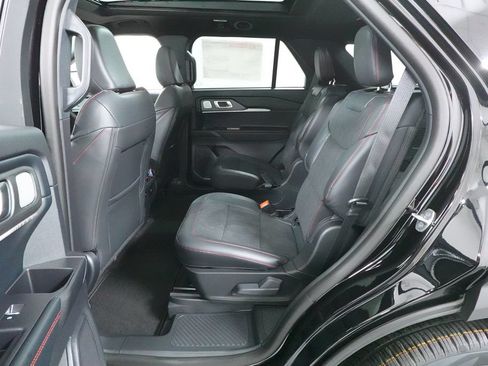 Used 2019 Ford E-450 and Econoline 450 Super Duty w/ Shuttle Bus Prep Package RWD image 13