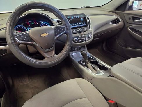 Used 2016 Chevrolet Malibu LT FWD image 14