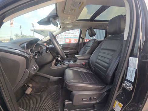 Used 2018 Ford Escape SEL w/ Canadian Touring Package AWD/4WD image 21