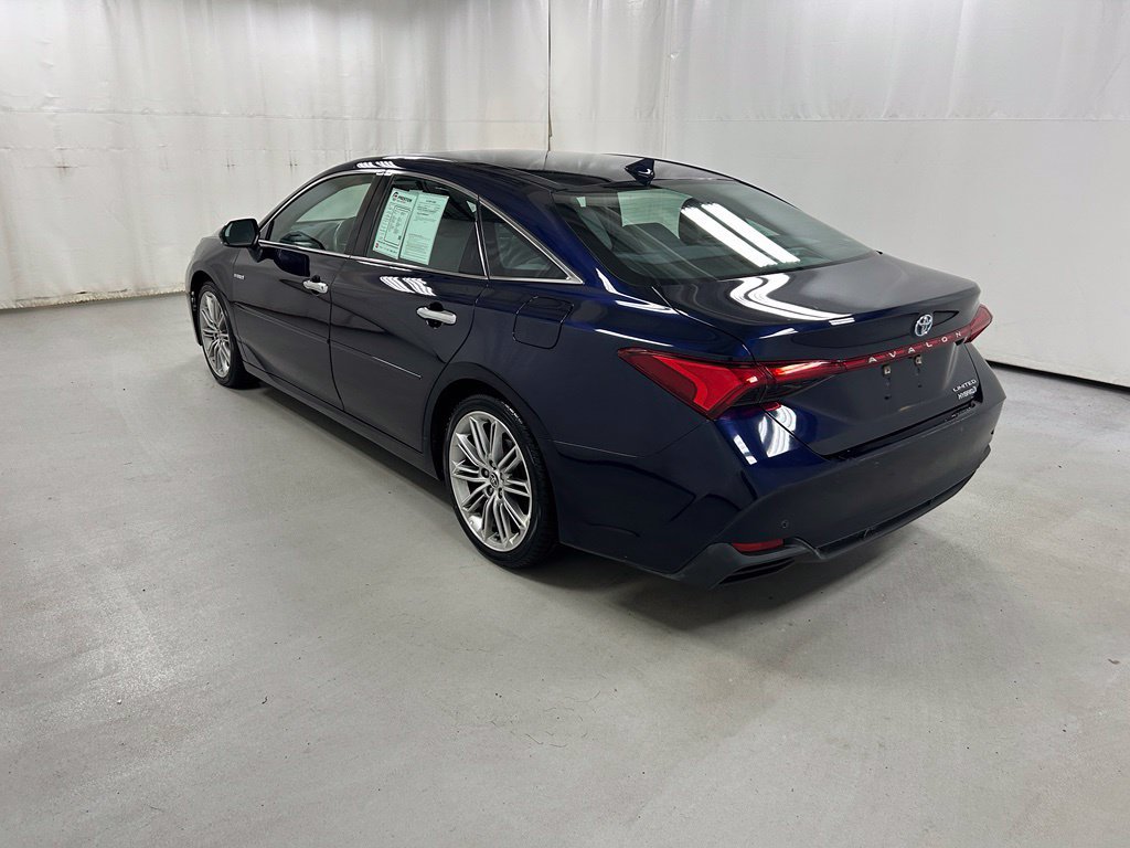 Certified 2021 Toyota Avalon Limited w/ Advanced Safety Package FWD image 6