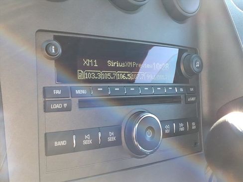 Used 2006 Pontiac Solstice Convertible w/ Premium Package image 11