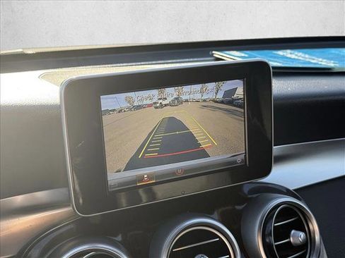 Used 2018 Mercedes-Benz GLC 350e 4MATIC image 12