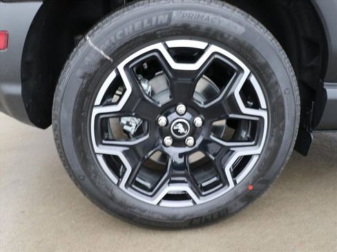 New 2025 Ford Bronco Sport Outer Banks image 7