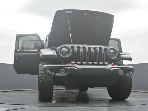 Used 2022 Jeep Wrangler Unlimited Rubicon w/ LED Lighting Group AWD/4WD image 60