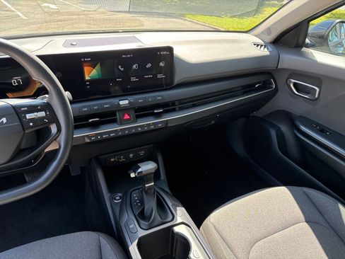Used 2025 Kia K4 FWD image 30