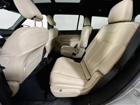 Used 2023 Jeep Grand Cherokee L Limited image 25