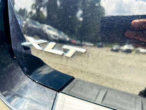 Used 2020 Ford Explorer XLT image 15