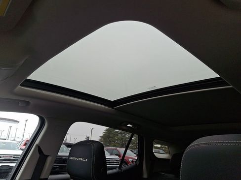 Certified 2022 GMC Terrain Denali image 14