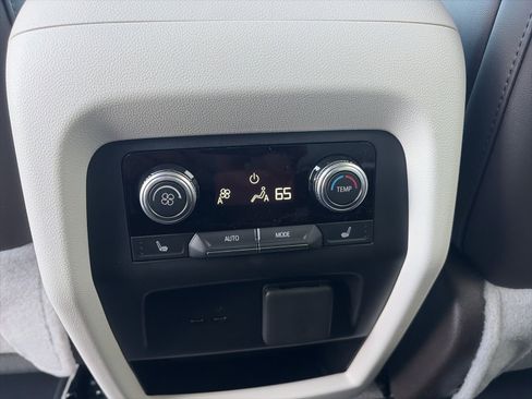 New 2026 GMC Acadia Denali w/ Super Cruise Package AWD/4WD image 25