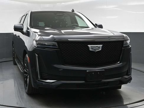 Certified 2023 Cadillac Escalade ESV Sport Platinum w/ LPO, ONYX Package AWD/4WD image 1
