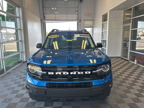 Used 2022 Ford Bronco Sport Outer Banks w/ Tech Package AWD/4WD image 2