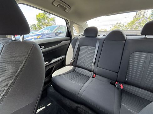 Used 2025 Kia K5 LXS FWD image 44