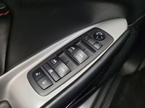 Used 2019 Dodge Journey GT image 27