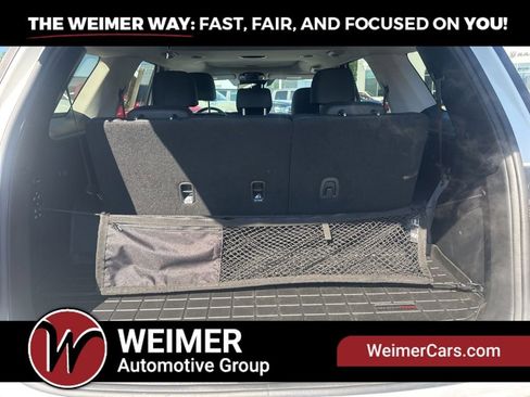 Used 2022 Hyundai Palisade SEL w/ 8P Bench Seat Package FWD image 10
