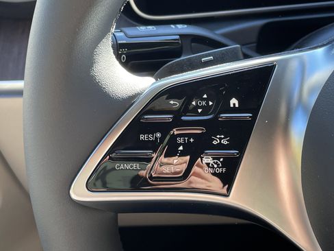 New 2026 Mercedes-Benz CLE 300 4MATIC Cabriolet image 33