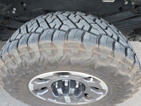 Used 2023 Ford F350 Lariat w/ Lariat Ultimate Package image 7