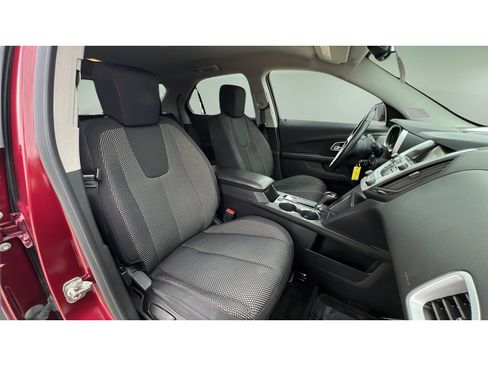 Certified 2017 Chevrolet Equinox LT w/ Convenience Package AWD/4WD image 32