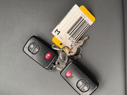 Used 2014 Toyota Prius Four FWD image 54