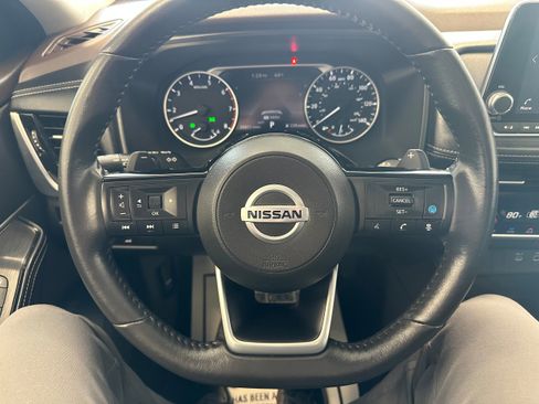 Used 2021 Nissan Rogue SL image 23