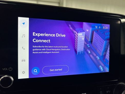 Used 2023 Toyota Highlander LE image 15