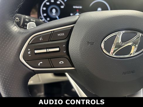 Used 2022 Hyundai Palisade Calligraphy image 8