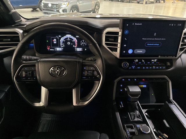 Used 2024 Toyota Tundra Platinum AWD/4WD image 27