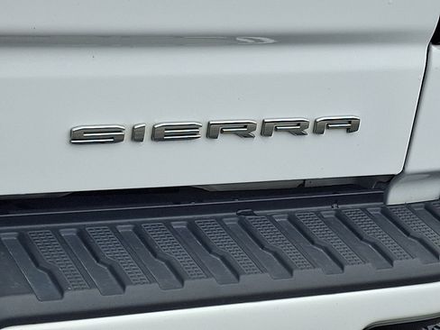 Used 2023 GMC Sierra 1500 Denali w/ Denali Reserve Package image 32