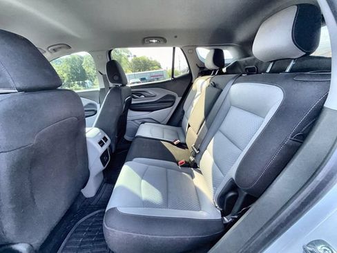 Used 2023 GMC Terrain SLE w/ Driver Convenience Package AWD/4WD image 23