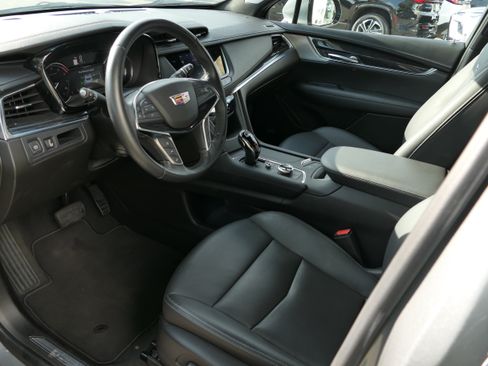 Certified 2023 Cadillac XT5 Premium Luxury FWD image 13