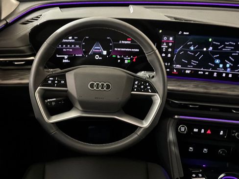 Certified 2025 Audi Q5 Premium w/ Convenience Package image 14