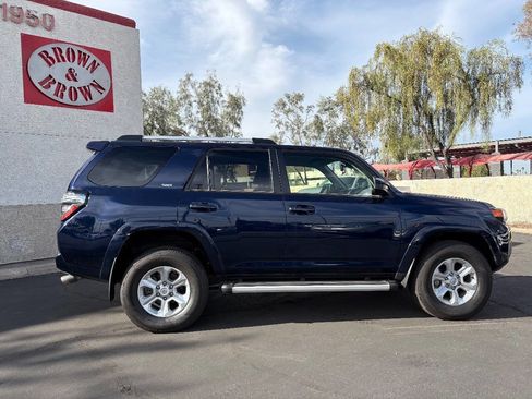 Used 2023 Toyota 4Runner SR5 image 9