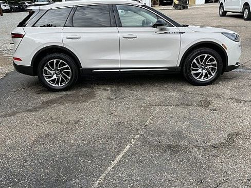 Used 2022 Lincoln Corsair FWD image 8