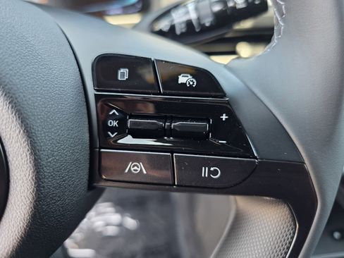 New 2025 Hyundai Elantra Sport image 27