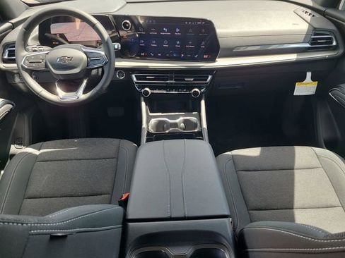 New 2026 Chevrolet Traverse LT image 14
