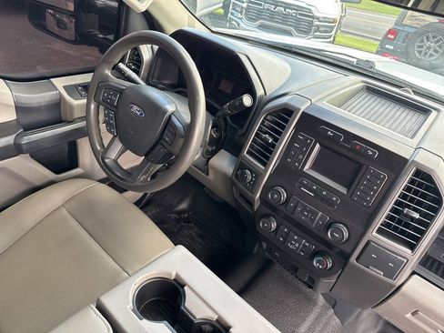 Used 2022 Ford F250 XL w/ Power Equipment Group image 24