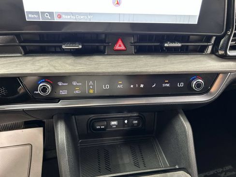 Certified 2024 Kia Sportage X-Line w/ X-Line Premium Package AWD/4WD image 17