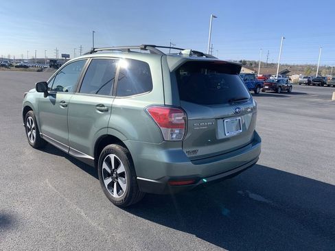 Used 2018 Subaru Forester 2.5i Premium w/ All-Weather Package image 6